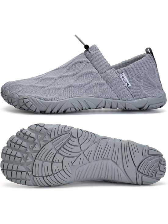 ?Men\'s Grey Knit Pull on Comfortable Elastic Adjustable Non Slip Shoes